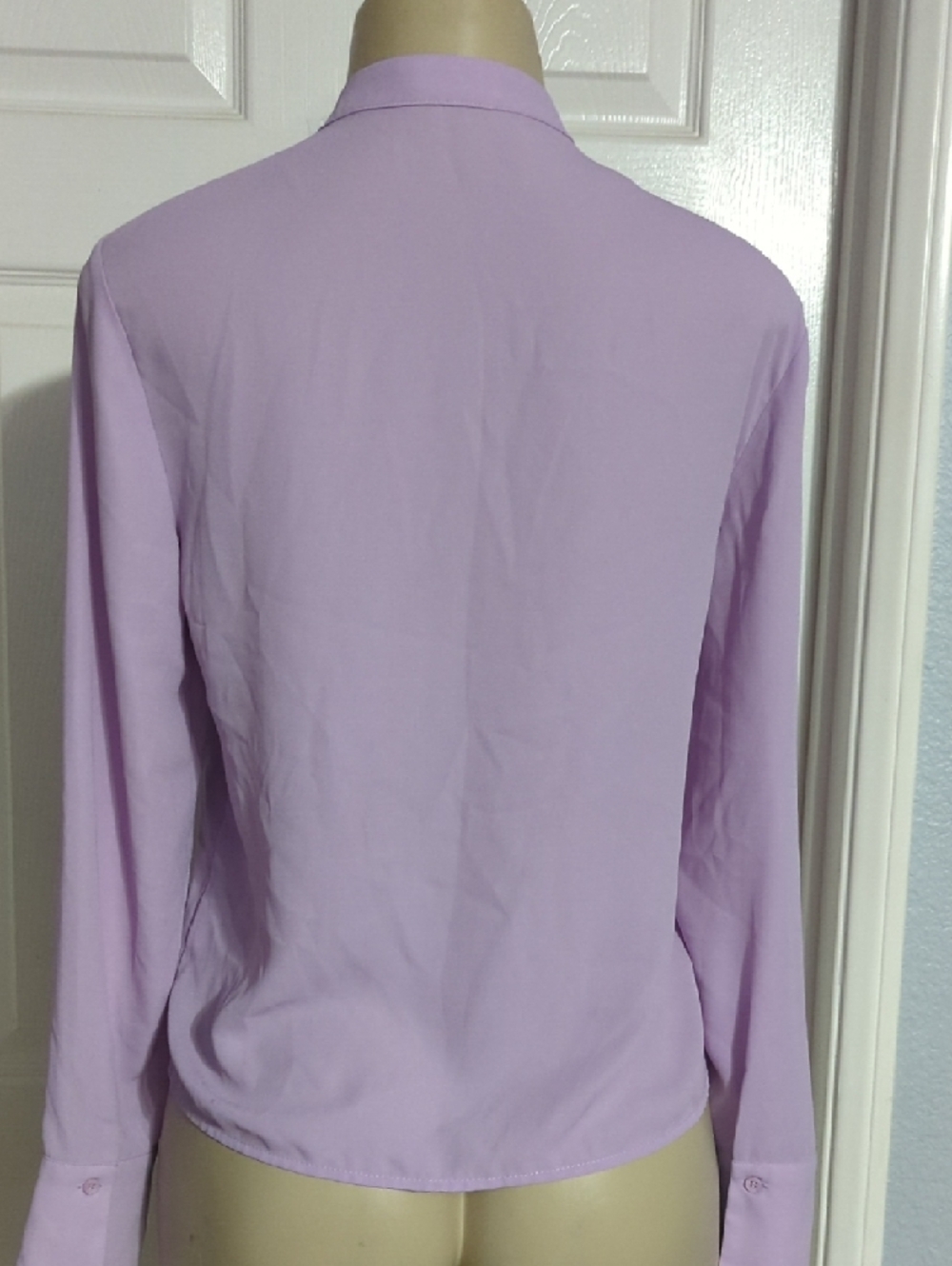 Ruffled Lilac Women's Blouse Pit To Pit 19 Inch - Picture 9 of 10